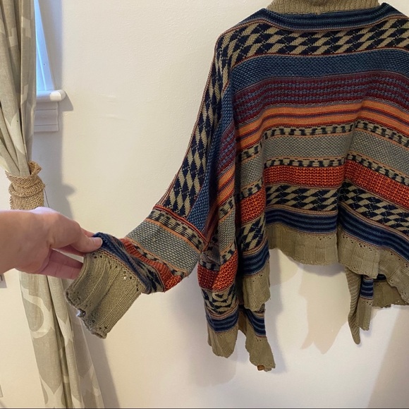 Sweater - Picture 4 of 5
